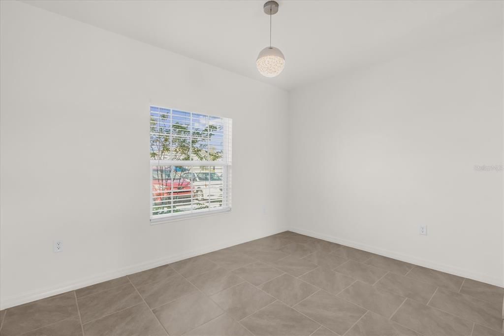 For Sale: $273,000 (3 beds, 2 baths, 1650 Square Feet)