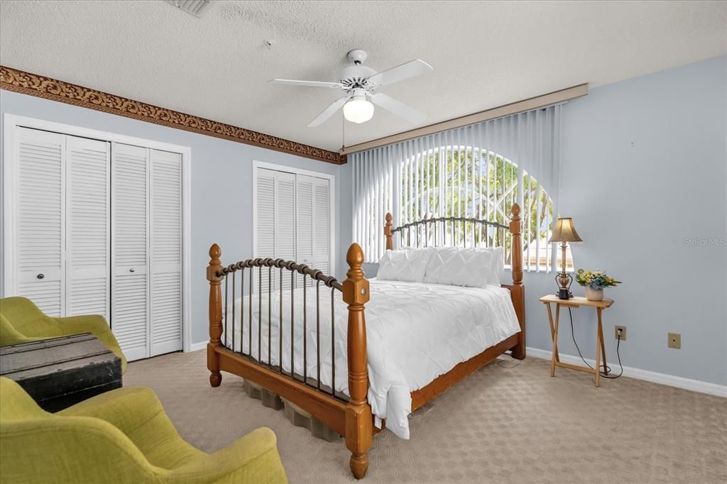 Active With Contract: $2,200 (3 beds, 2 baths, 1764 Square Feet)