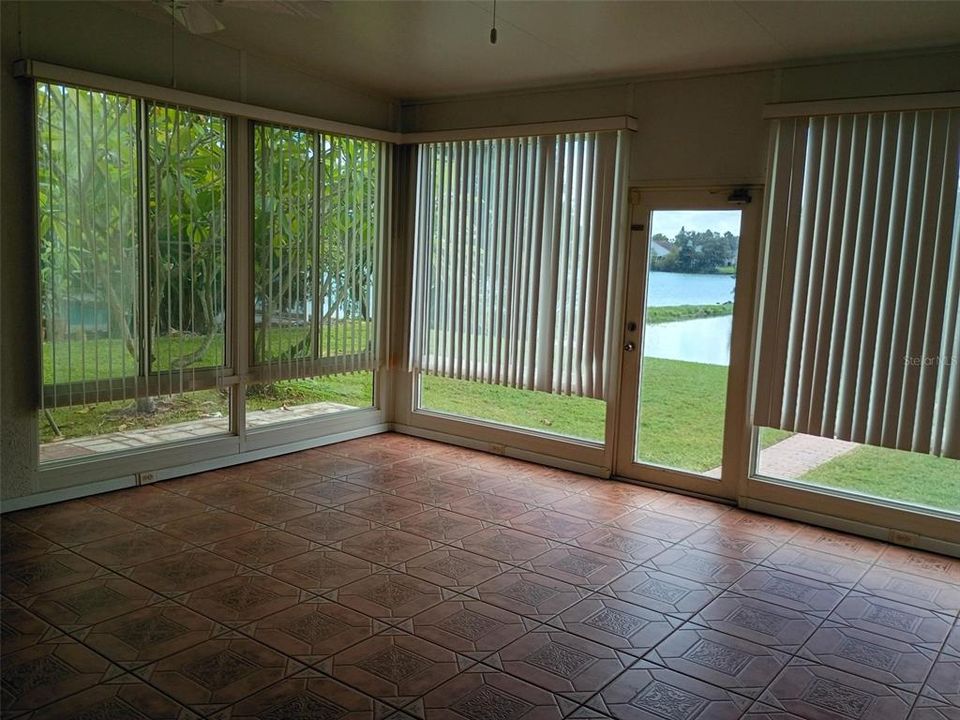 出租: $2,500 (3 贝兹, 2 浴室, 1819 平方英尺)