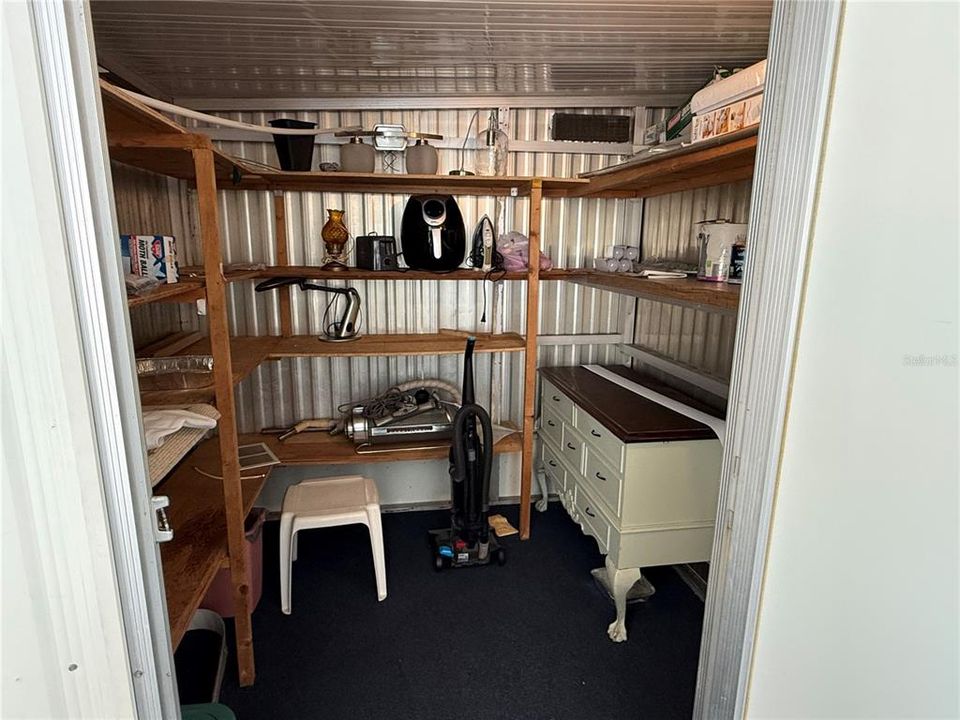 На продажу: $69,000 (1 спален, 1 ванн, 519 Квадратных фут)