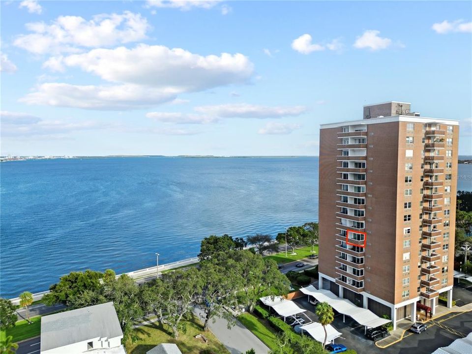 На продажу: $360,000 (2 спален, 2 ванн, 888 Квадратных фут)