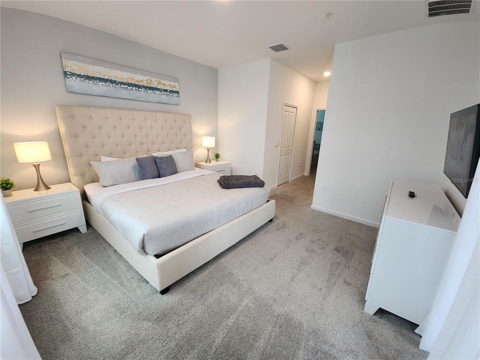 出租: $3,500 (3 贝兹, 2 浴室, 1788 平方英尺)