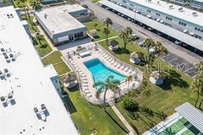 出租: $1,550 (2 贝兹, 2 浴室, 1040 平方英尺)