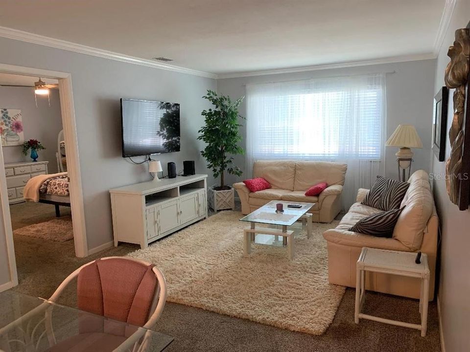 出租: $1,550 (2 贝兹, 2 浴室, 1040 平方英尺)