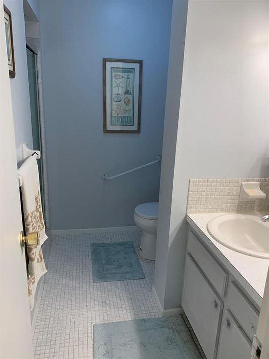 出租: $1,550 (2 贝兹, 2 浴室, 1040 平方英尺)