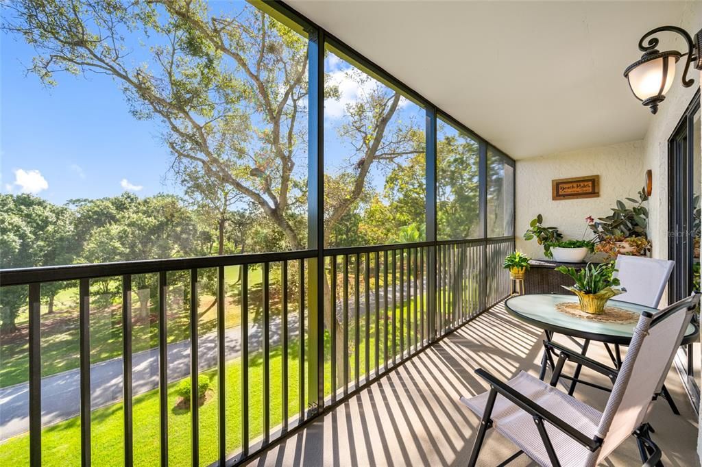 Activo con contrato: $329,900 (3 camas, 2 baños, 1345 Pies cuadrados)