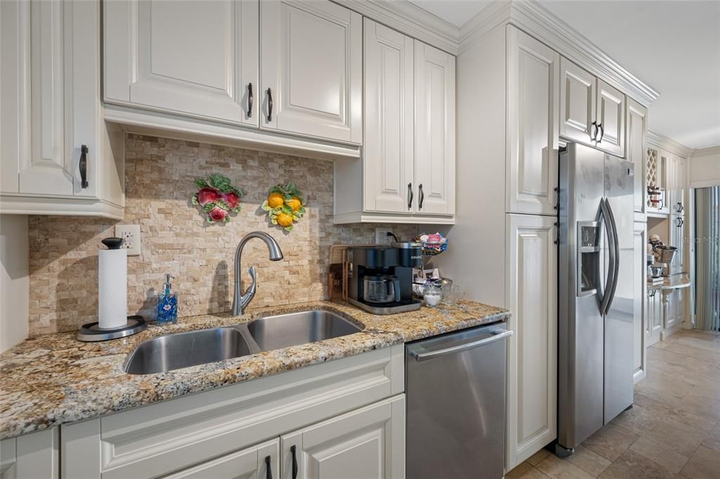 Activo con contrato: $329,900 (3 camas, 2 baños, 1345 Pies cuadrados)