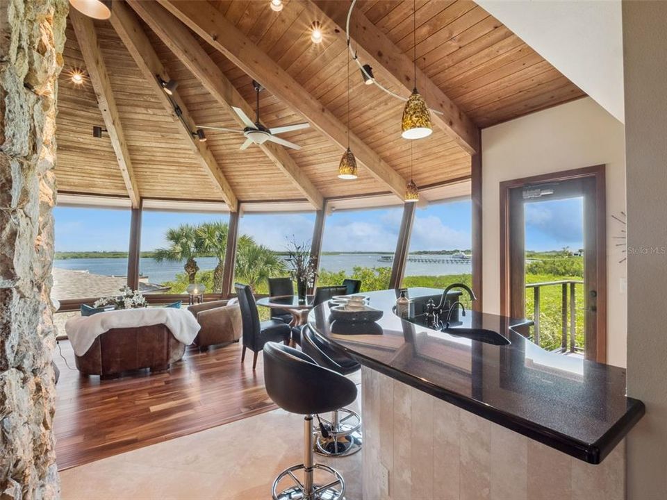 На продажу: $6,880,000 (5 спален, 5 ванн, 8604 Квадратных фут)