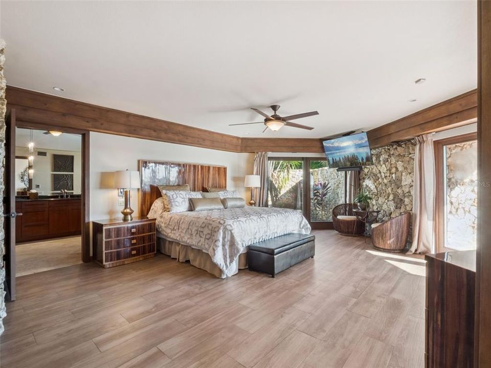 На продажу: $6,880,000 (5 спален, 5 ванн, 8604 Квадратных фут)