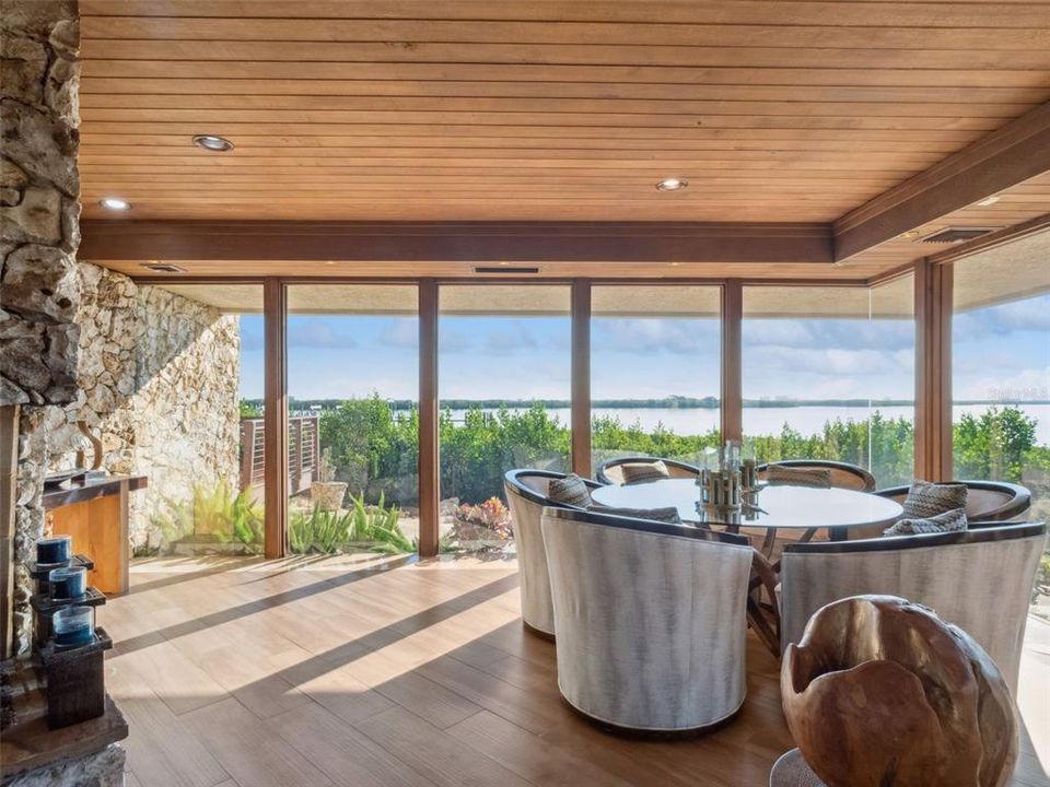 На продажу: $6,880,000 (5 спален, 5 ванн, 8604 Квадратных фут)