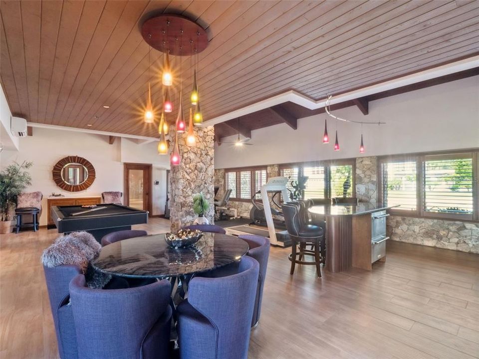 На продажу: $6,880,000 (5 спален, 5 ванн, 8604 Квадратных фут)