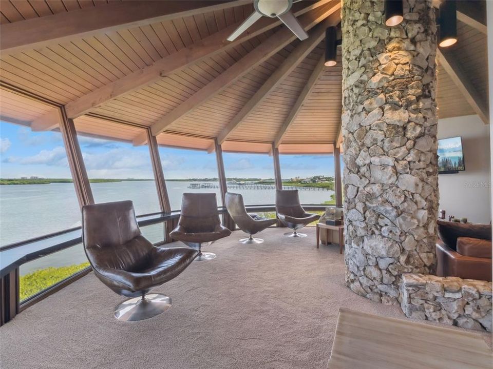 На продажу: $6,880,000 (5 спален, 5 ванн, 8604 Квадратных фут)