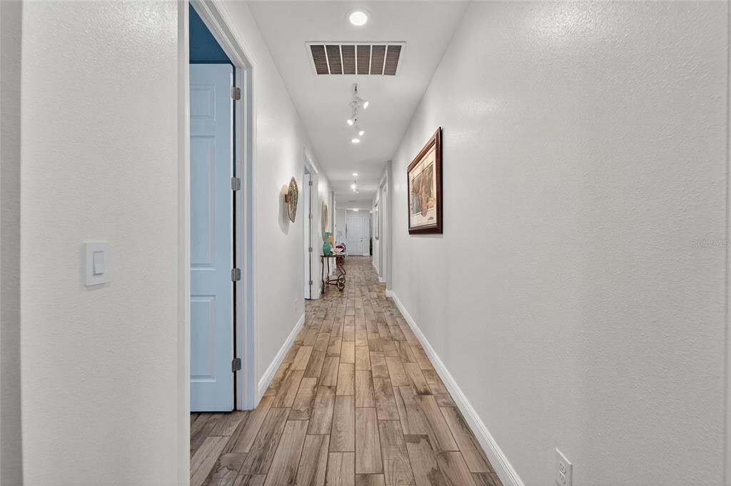 For Sale: $525,000 (4 beds, 3 baths, 2925 Square Feet)