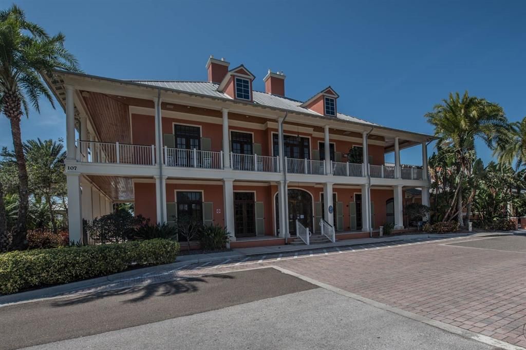 For Sale: $525,000 (4 beds, 3 baths, 2925 Square Feet)