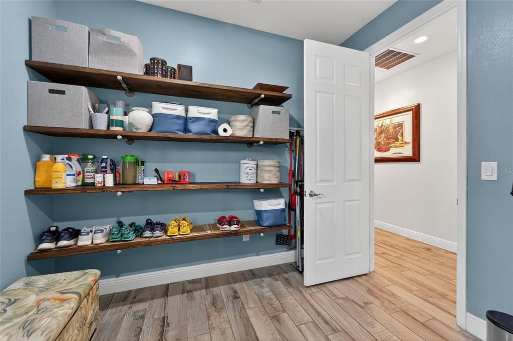 For Sale: $525,000 (4 beds, 3 baths, 2925 Square Feet)