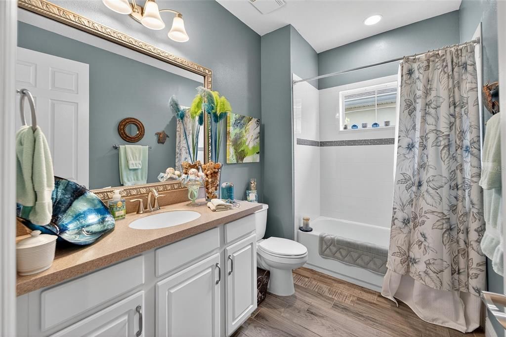 For Sale: $525,000 (4 beds, 3 baths, 2925 Square Feet)