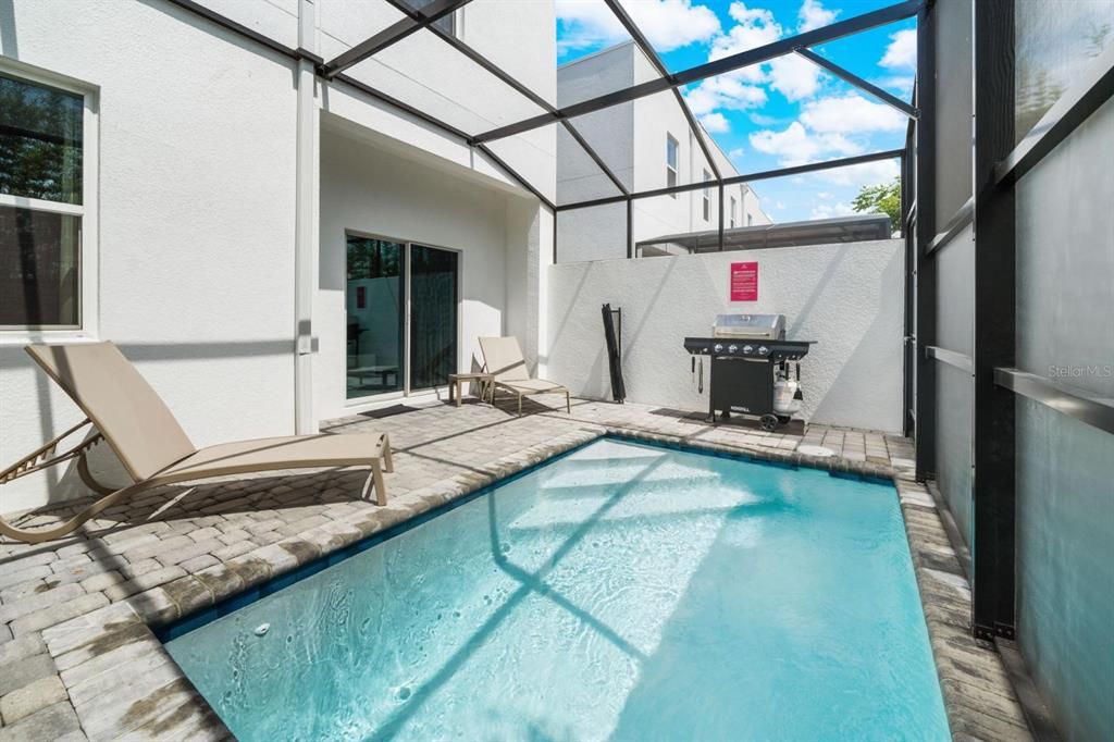 For Rent: $3,050 (5 beds, 4 baths, 2048 Square Feet)