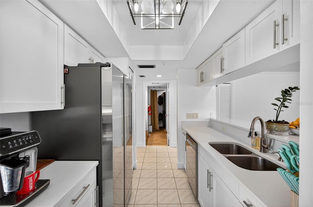 For Sale: $769,000 (2 beds, 2 baths, 1380 Square Feet)