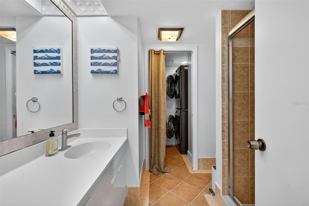 For Sale: $769,000 (2 beds, 2 baths, 1380 Square Feet)