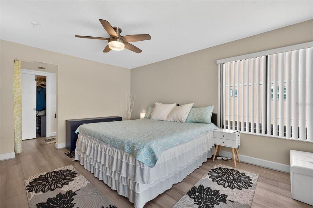 For Sale: $769,000 (2 beds, 2 baths, 1380 Square Feet)