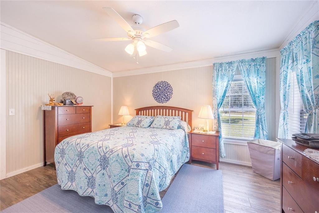 待售: $750,000 (8 贝兹, 6 浴室, 3728 平方英尺)