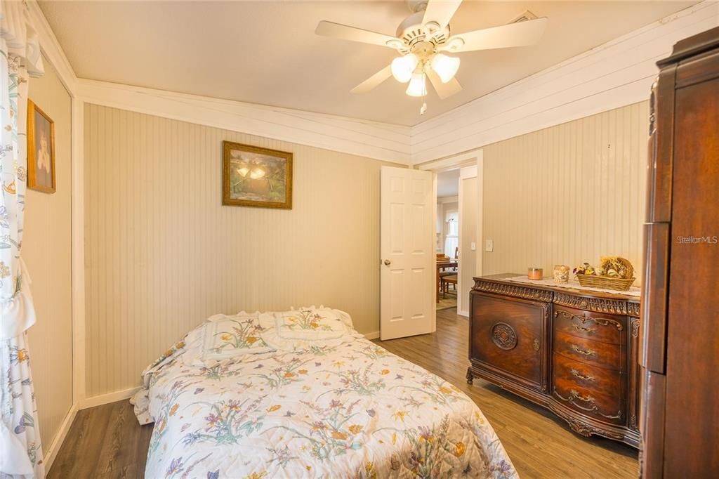 待售: $750,000 (8 贝兹, 6 浴室, 3728 平方英尺)