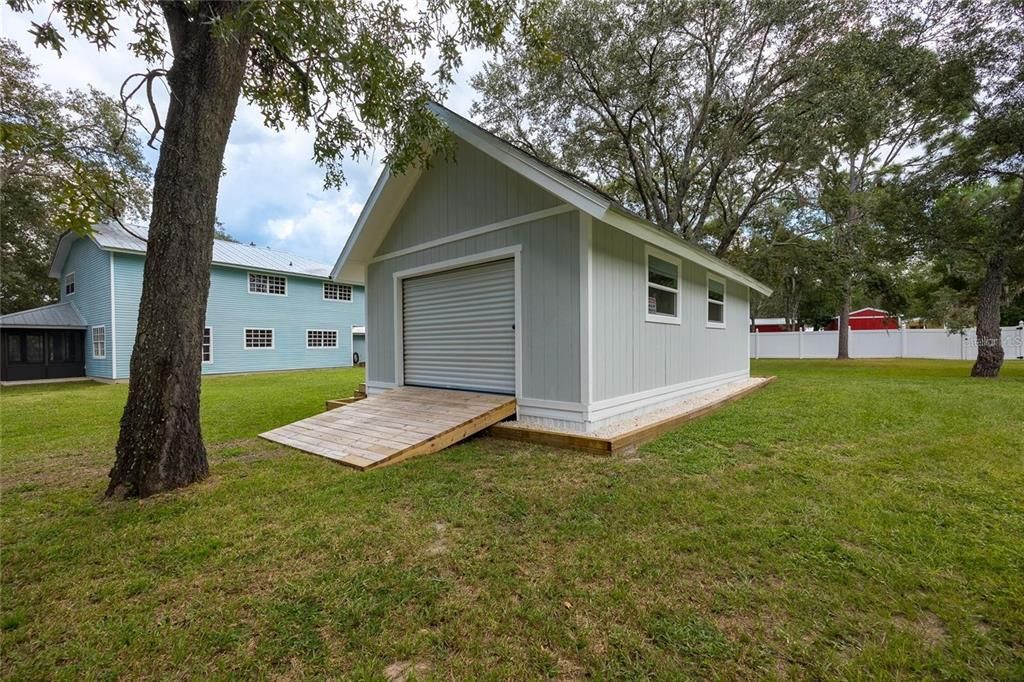 待售: $750,000 (8 贝兹, 6 浴室, 3728 平方英尺)