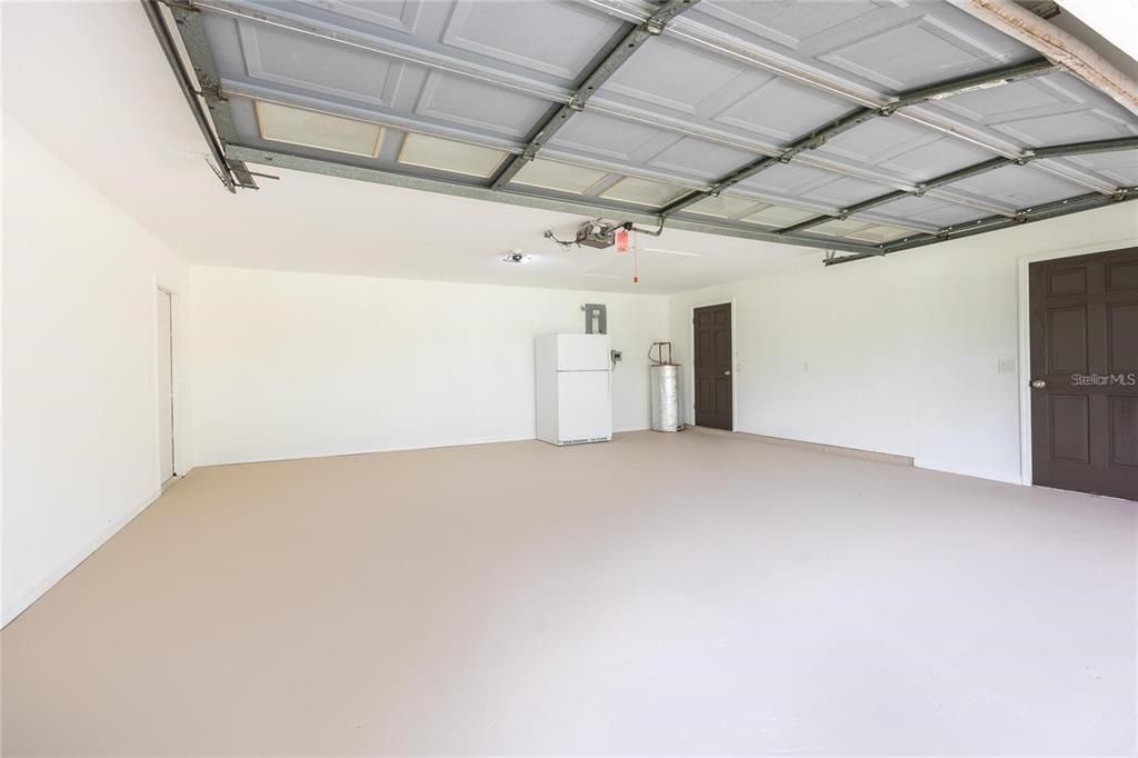 待售: $750,000 (8 贝兹, 6 浴室, 3728 平方英尺)