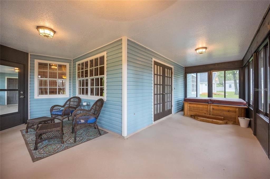 待售: $750,000 (8 贝兹, 6 浴室, 3728 平方英尺)