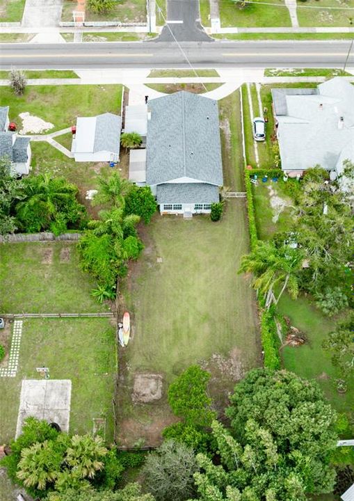 For Sale: $390,000 (3 beds, 2 baths, 1898 Square Feet)