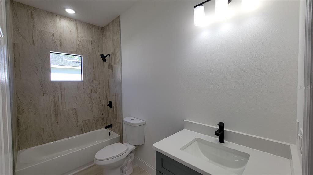 待售: $415,000 (3 贝兹, 2 浴室, 1645 平方英尺)