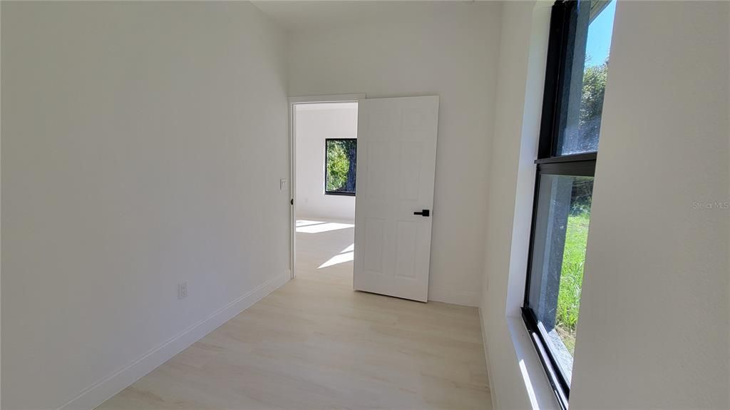 待售: $415,000 (3 贝兹, 2 浴室, 1645 平方英尺)