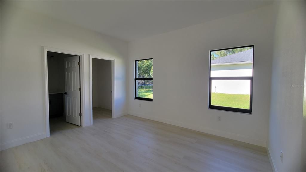 待售: $415,000 (3 贝兹, 2 浴室, 1645 平方英尺)