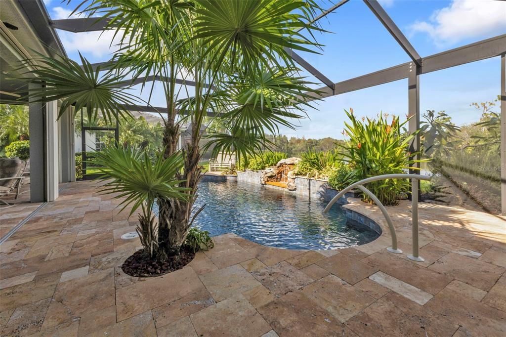 En Venta: $629,900 (4 camas, 3 baños, 2273 Pies cuadrados)