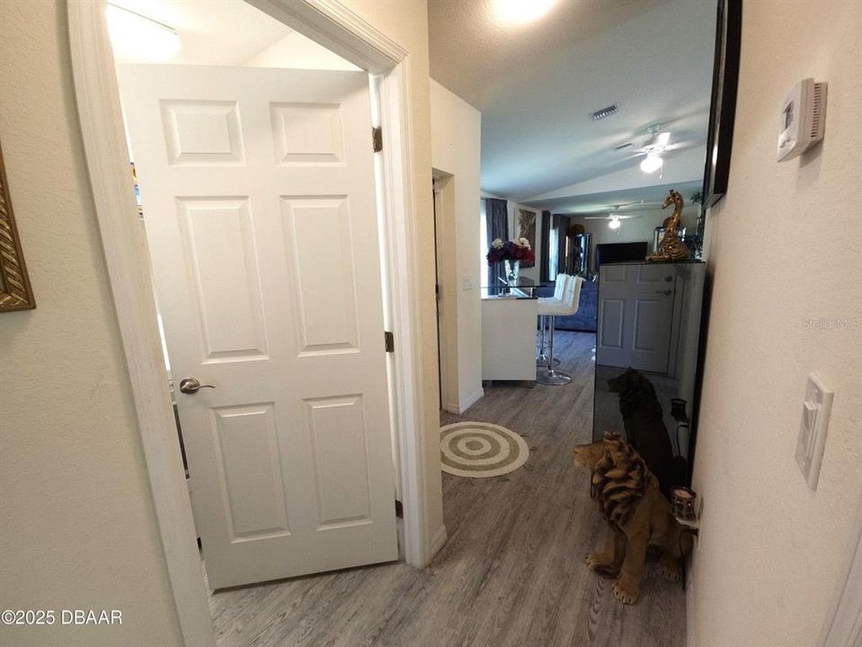 For Sale: $310,000 (2 beds, 2 baths, 1224 Square Feet)