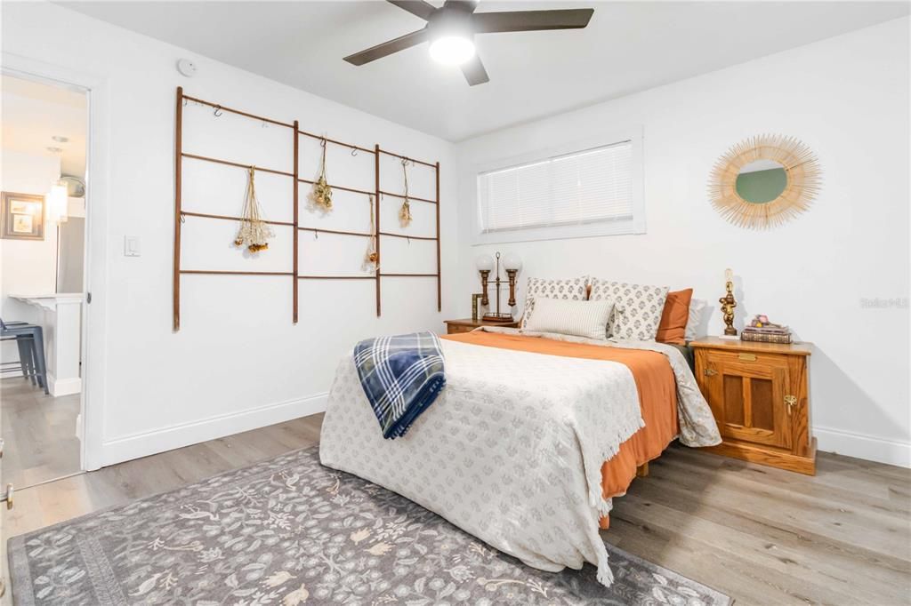 待售: $323,000 (3 贝兹, 2 浴室, 1315 平方英尺)