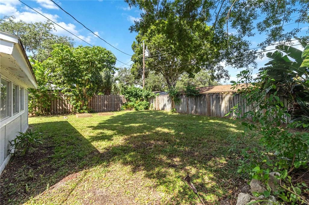 待售: $323,000 (3 贝兹, 2 浴室, 1315 平方英尺)