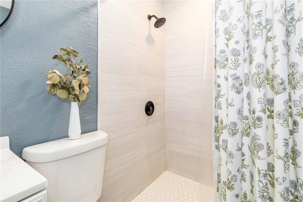 待售: $323,000 (3 贝兹, 2 浴室, 1315 平方英尺)