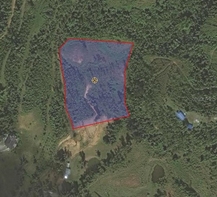 На продажу: $330,000 (4.86 acres)