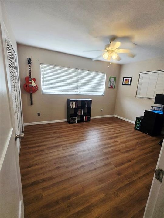 Activo con contrato: $399,999 (3 camas, 2 baños, 1214 Pies cuadrados)