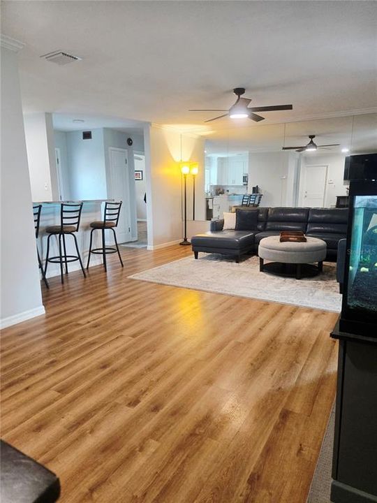 Activo con contrato: $399,999 (3 camas, 2 baños, 1214 Pies cuadrados)