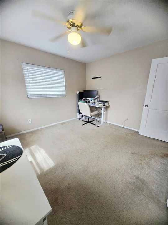 Activo con contrato: $399,999 (3 camas, 2 baños, 1214 Pies cuadrados)