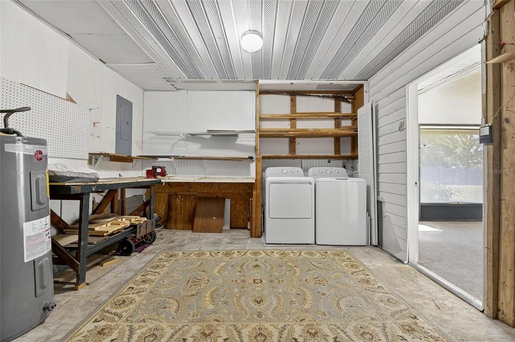 For Sale: $263,000 (2 beds, 2 baths, 1024 Square Feet)