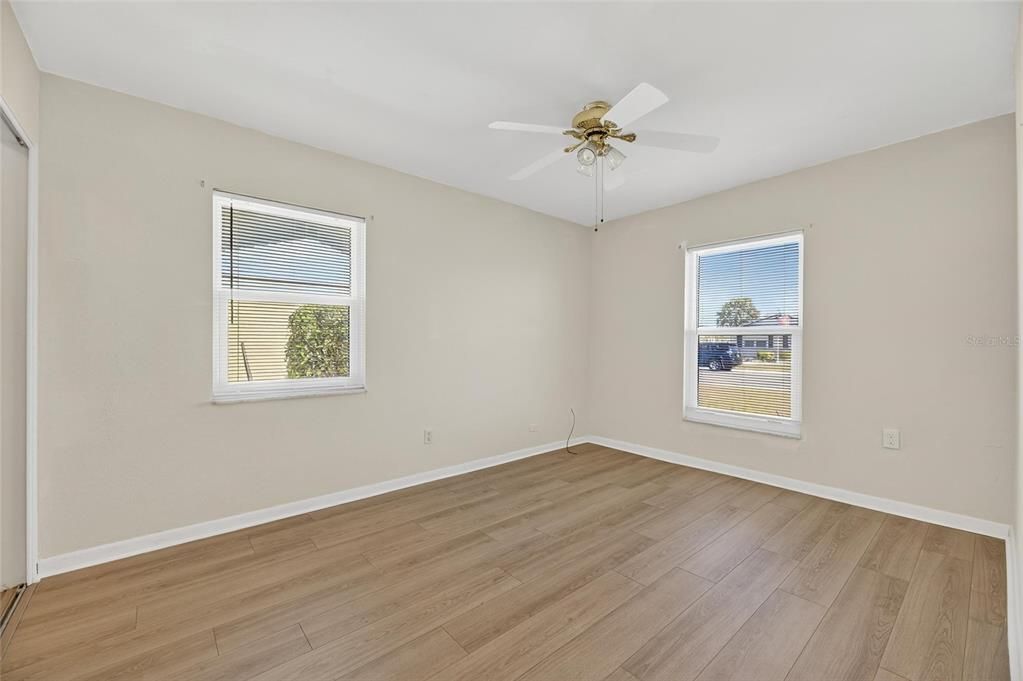 For Sale: $263,000 (2 beds, 2 baths, 1024 Square Feet)