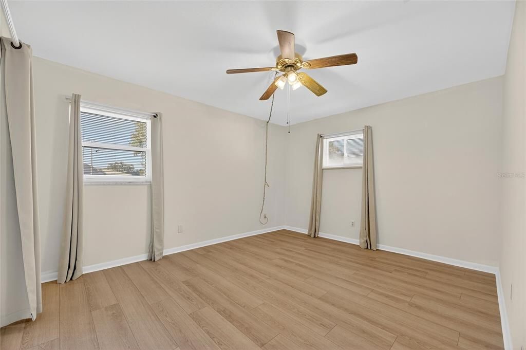 For Sale: $263,000 (2 beds, 2 baths, 1024 Square Feet)