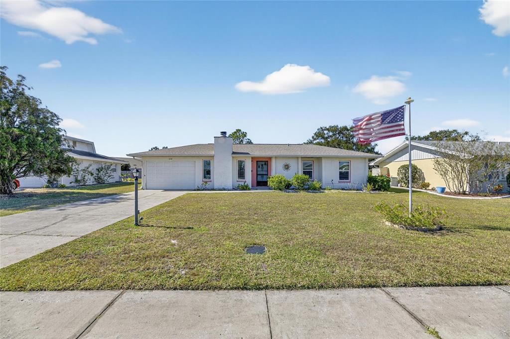 For Sale: $263,000 (2 beds, 2 baths, 1024 Square Feet)