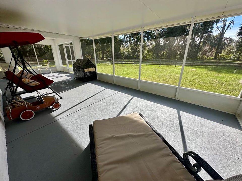 For Sale: $475,000 (3 beds, 2 baths, 1656 Square Feet)