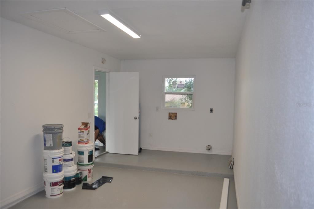 Под контрактом: $197,500 (2 спален, 2 ванн, 960 Квадратных фут)