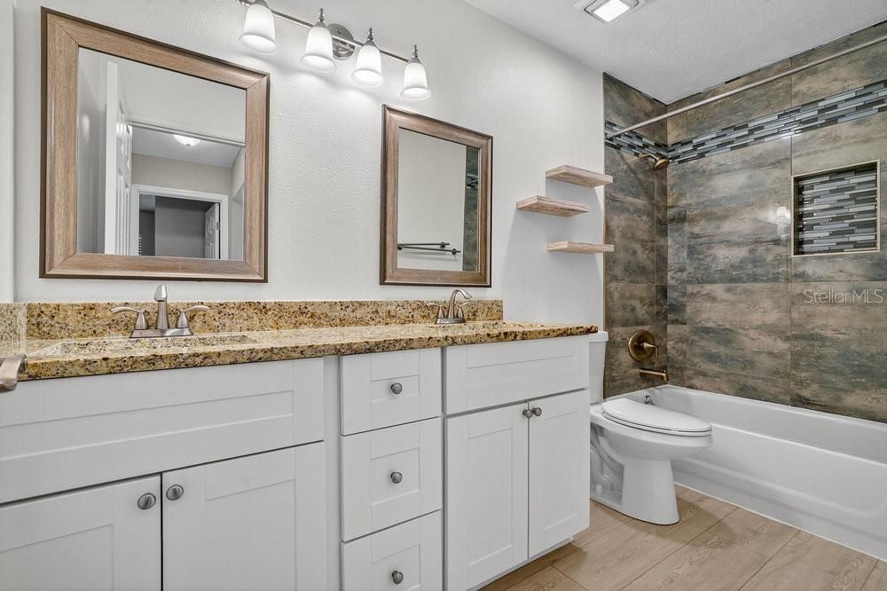 En Venta: $564,000 (4 camas, 2 baños, 2037 Pies cuadrados)