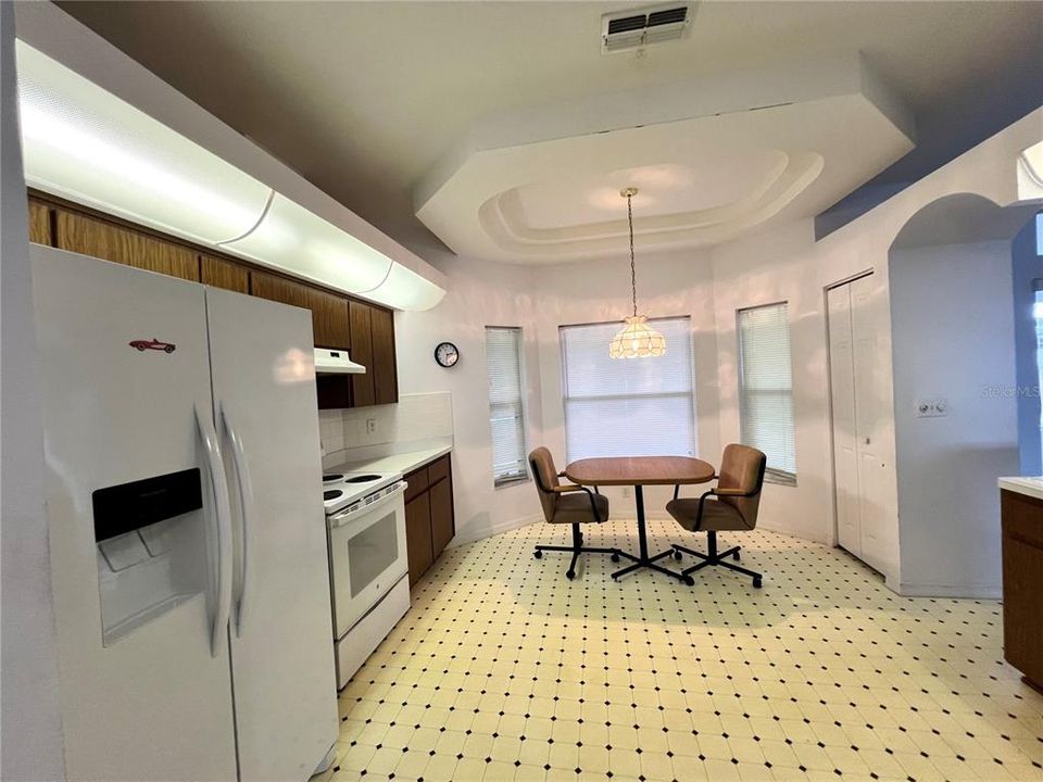 For Sale: $295,500 (3 beds, 2 baths, 1473 Square Feet)